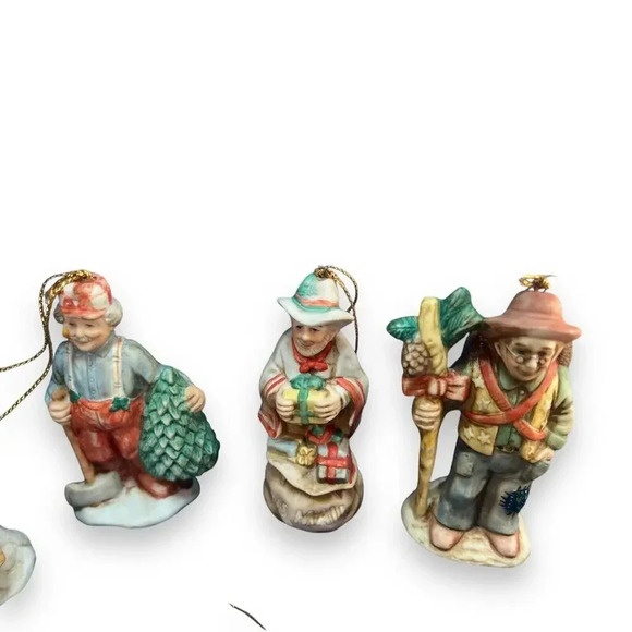 Set 10 The Evergreen Express Roman 1986 Porcelain Christmas Ornaments - Picture 5 of 8